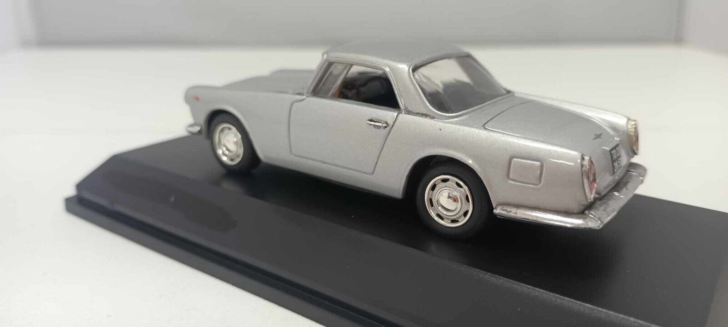 Lancia Flaminia GT Touring Silver Argento Norev 1:43 Usato + Teca