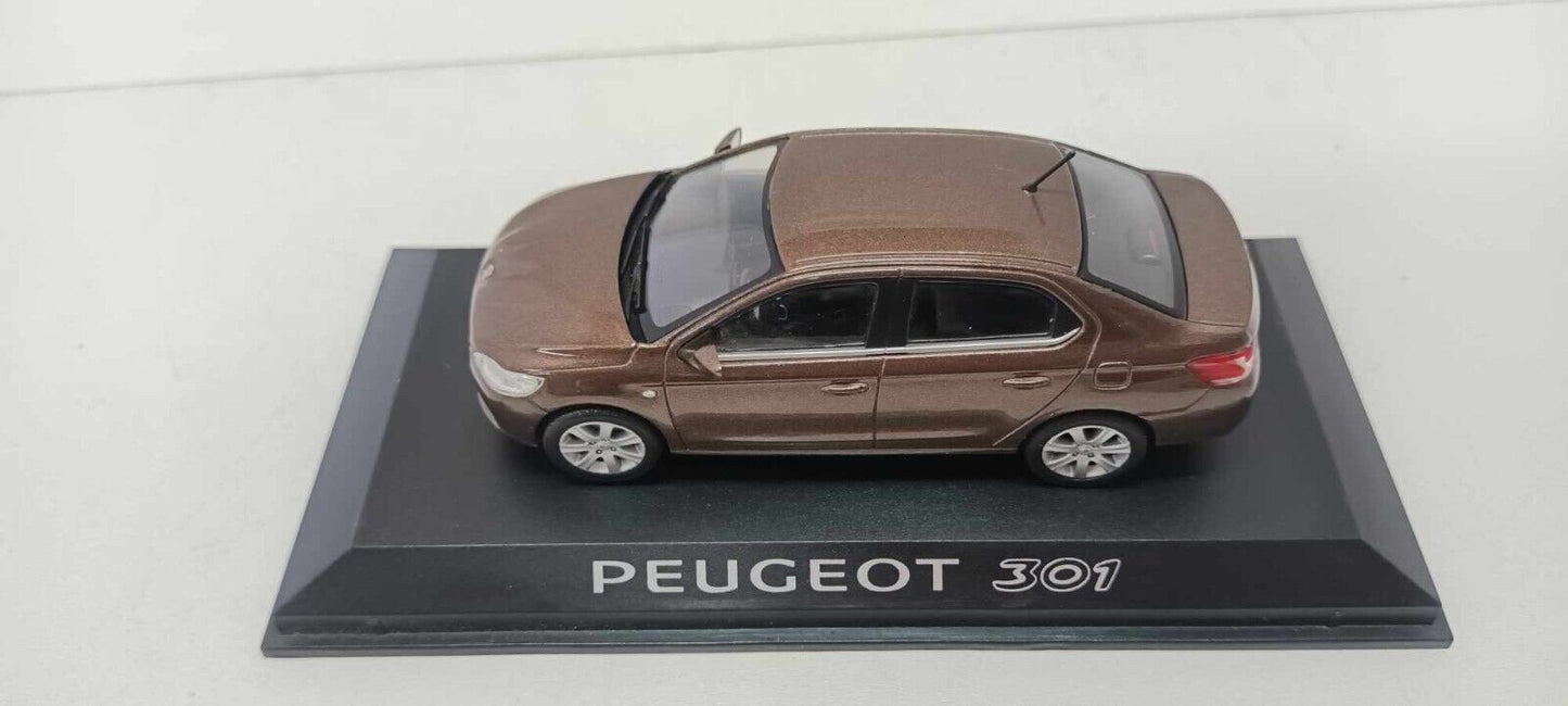Peugeot 301 4 p 2012 Brown - Norev 1:43 Usato + Teca + Box