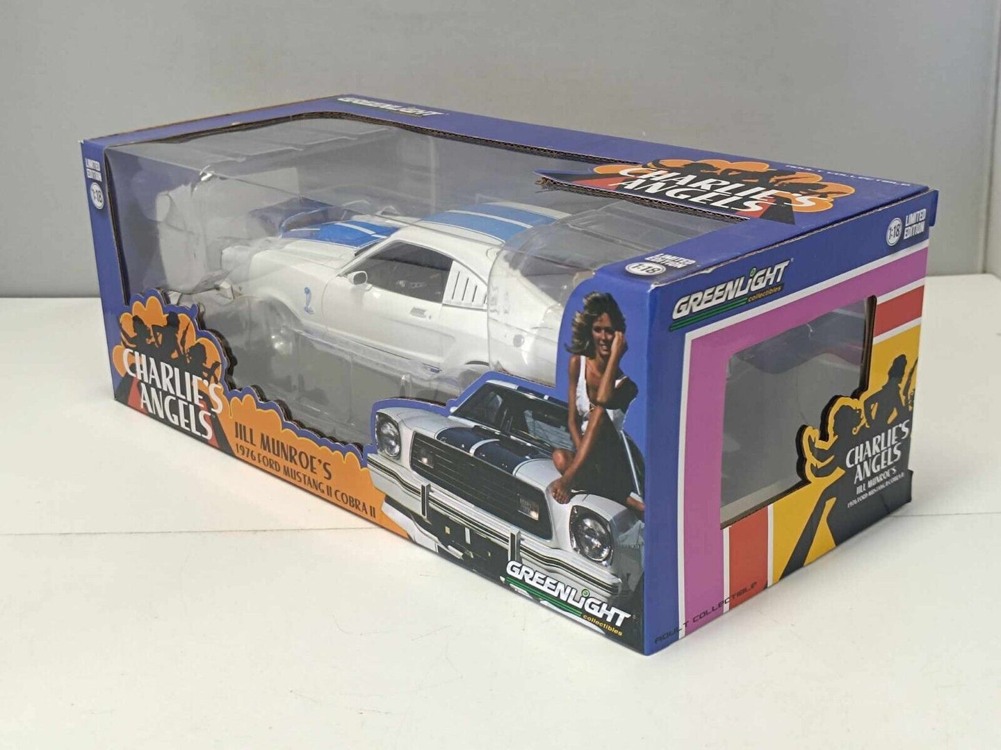 Ford Mustang II Cobra II 1976 Jill Munroe's - Charlie's Angels - Greenlight 1:18