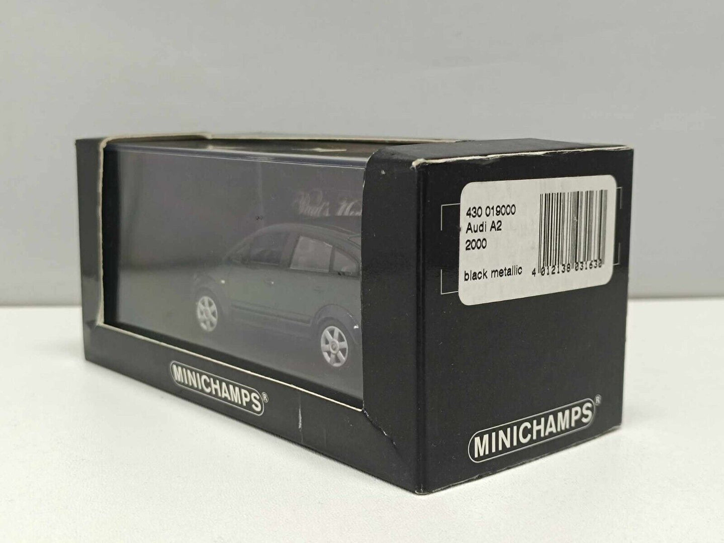 Audi A2 2000 Black Metallic Minichamps 1:43 Nero Metallizzato Usato + Teca