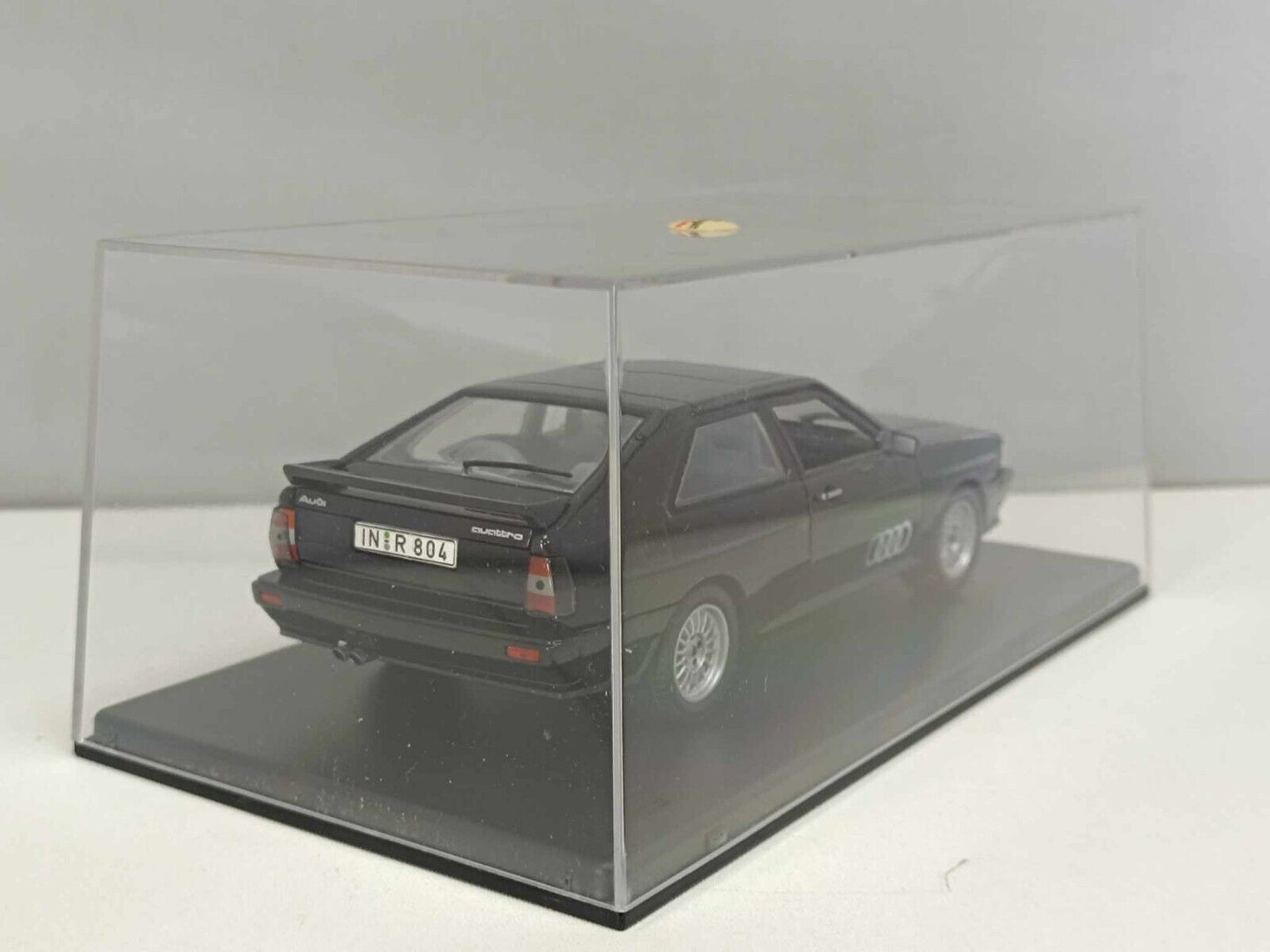 Audi Quattro 2.li Turbo 4 Nero Black 1986 Edicola Leo Models 1:24 Usato + Teca