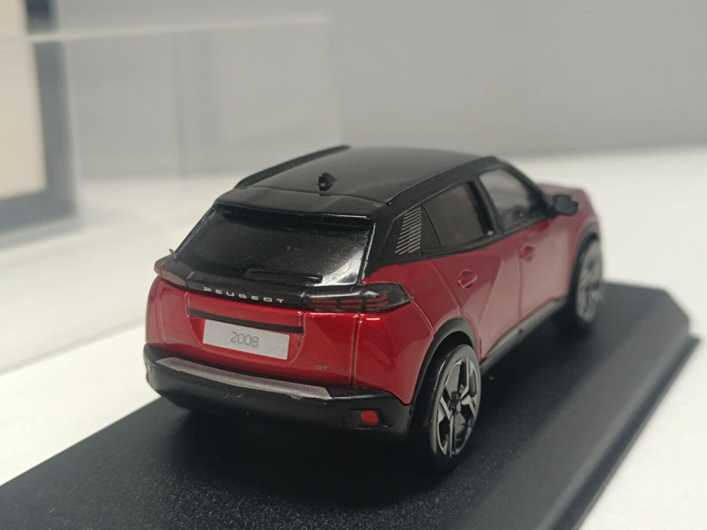 Peugeot 2008 GT 2024 Elixir Red Rosso Metallizzato Norev 1:43 Nuovo 1/43