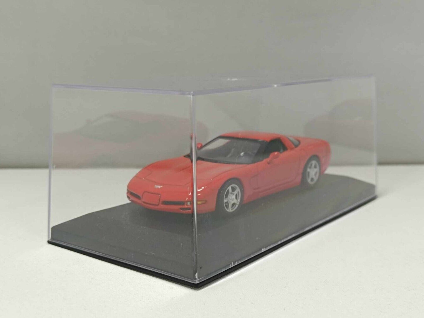 Chevrolet Corvette 1997 Red Rosso - Minichamps 1:43 Usato + Teca