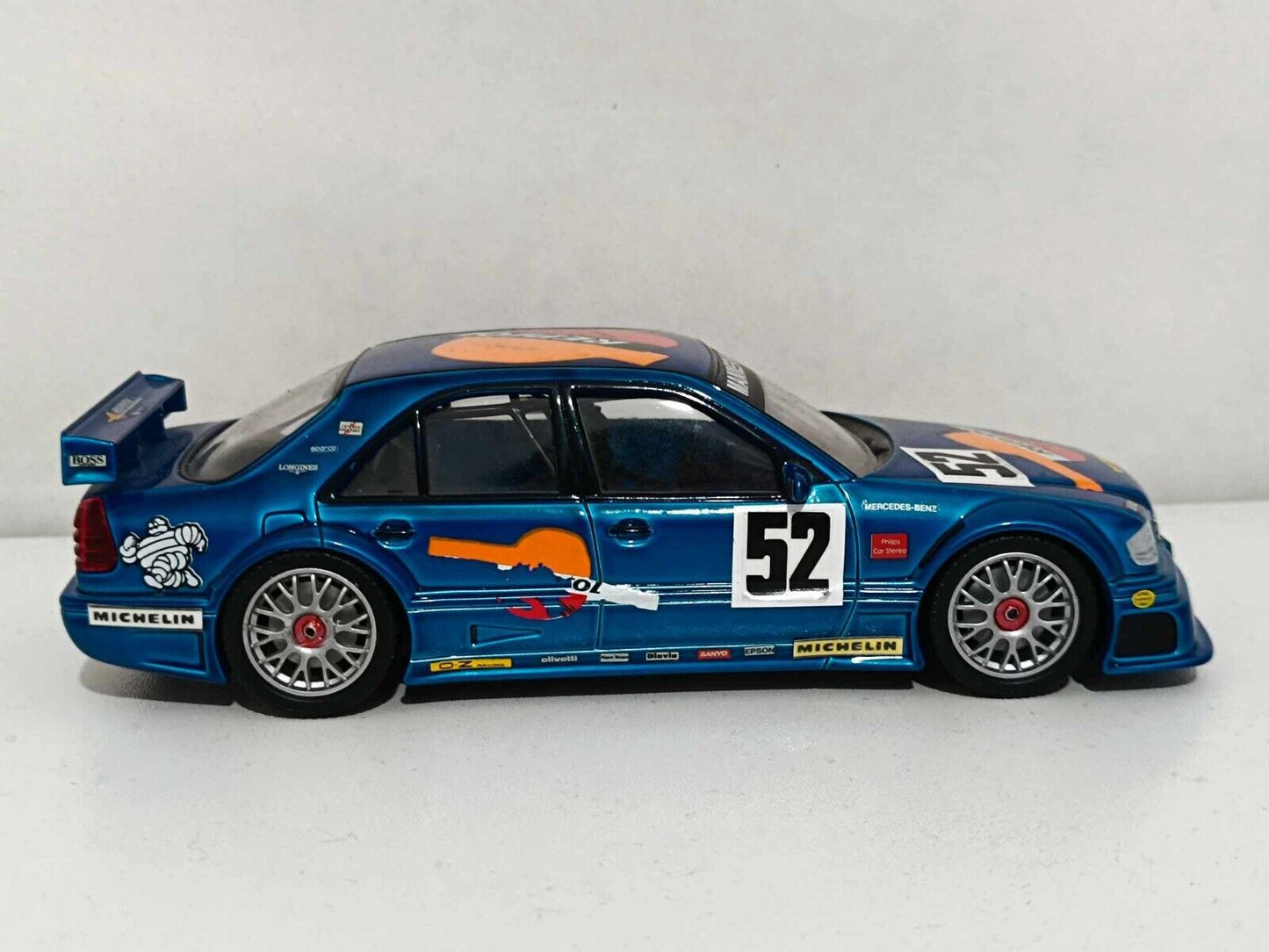Mercedes Benz Classe C AMG DTM #52 - Famous Car 1:24 GM Shop