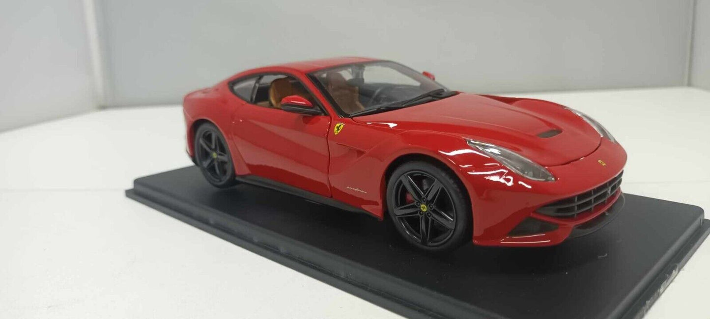 Ferrari F12 Berlinetta 2012 Edicola Burago 1:24 Rosso Red Usato + Teca