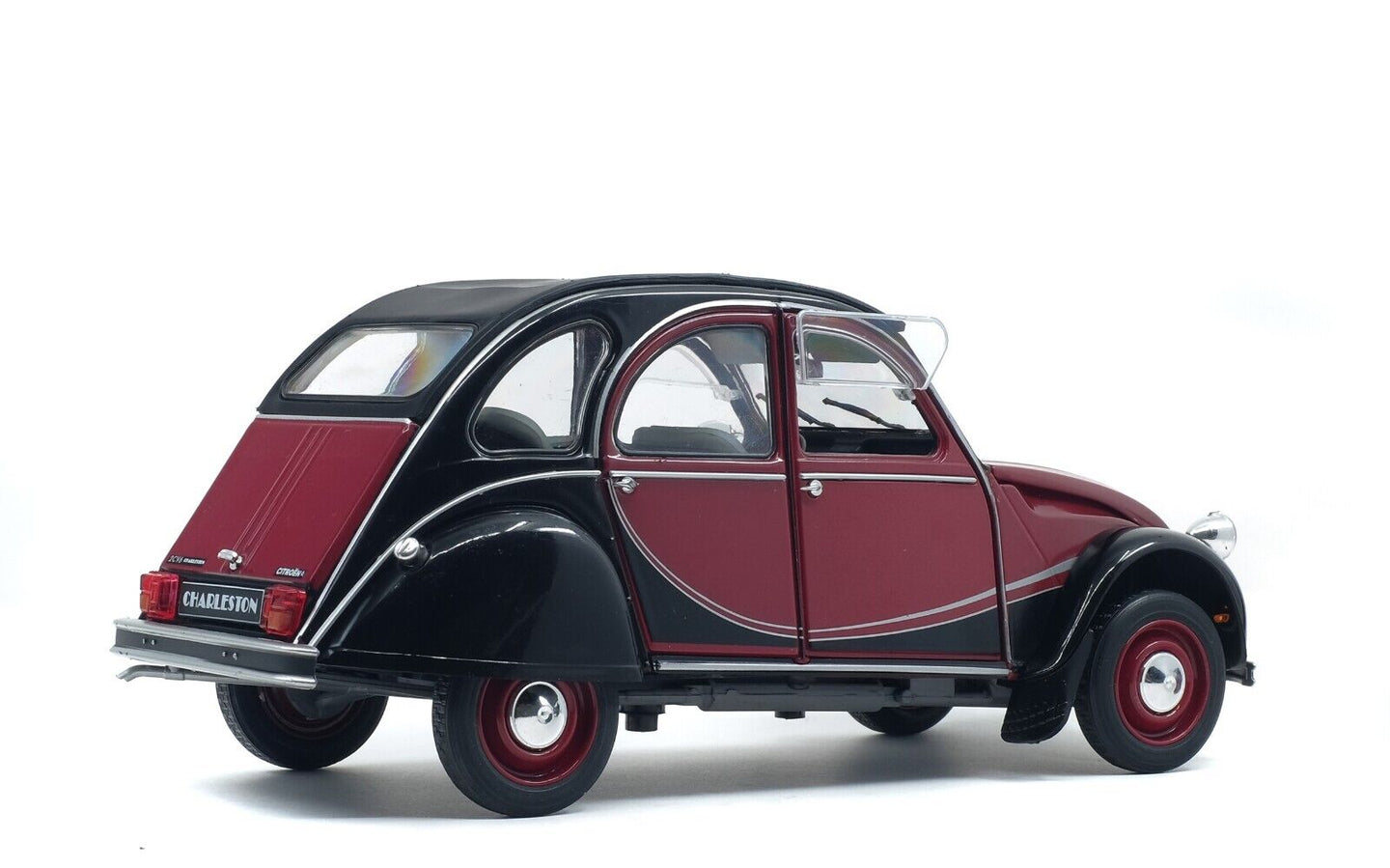 Citroen 2CV 2 CV Charleston 1982 Black / Purple Solido 1:18 Nuovo 1/18