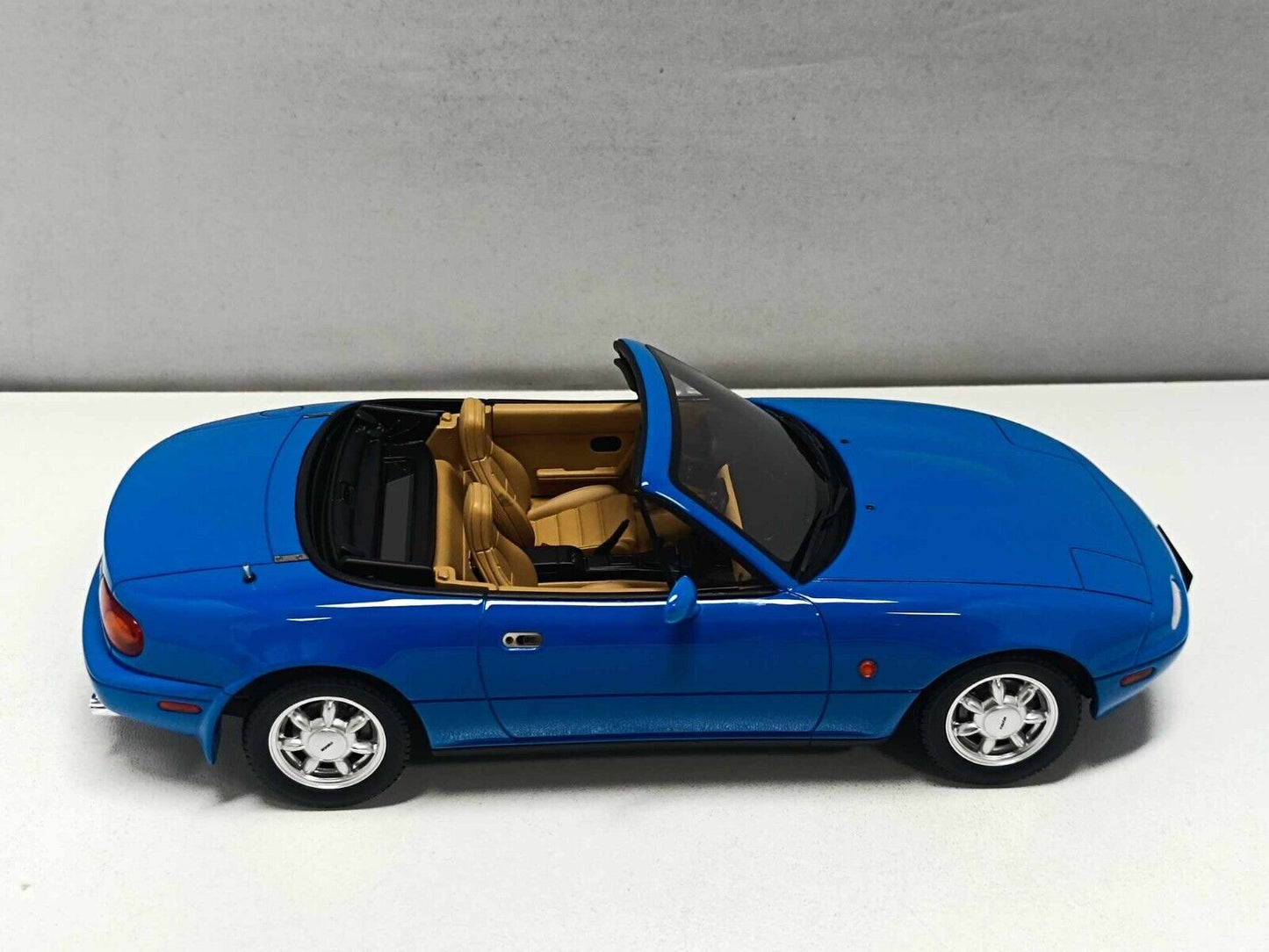 Mazda MX-5 NA Blue 1990 - Ottomobile 1:18 Usato + Box Limited Edition