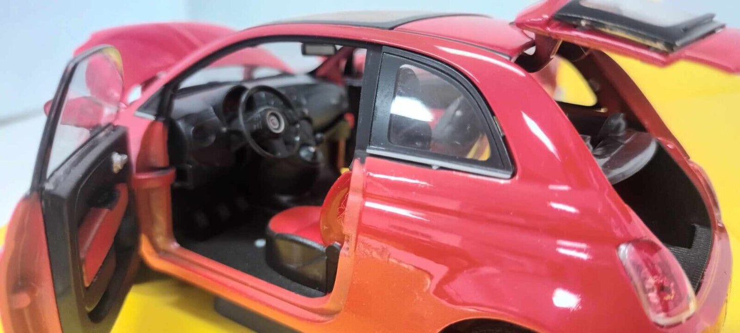 Set Fiat 500 Coppia Nuova + Antica Rosso Motorama 1:24 Usato + Box GM Shop
