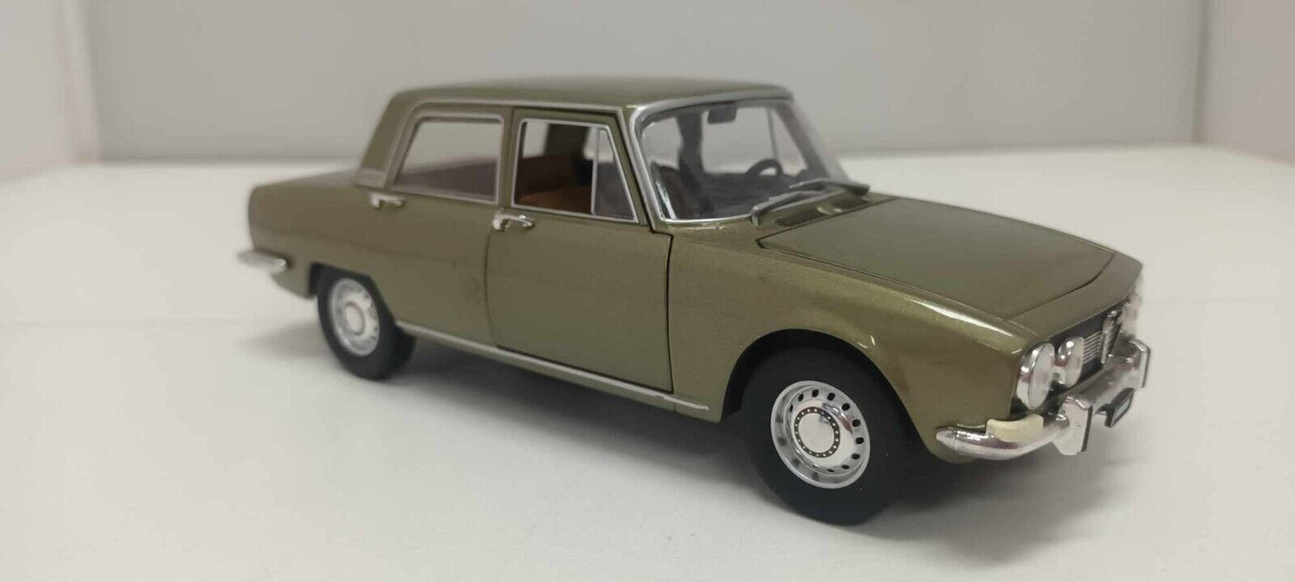 Alfa Romeo 1750 Berlina 1978 Verde Metallizzato Edicola Leo Models 1:24 Usato