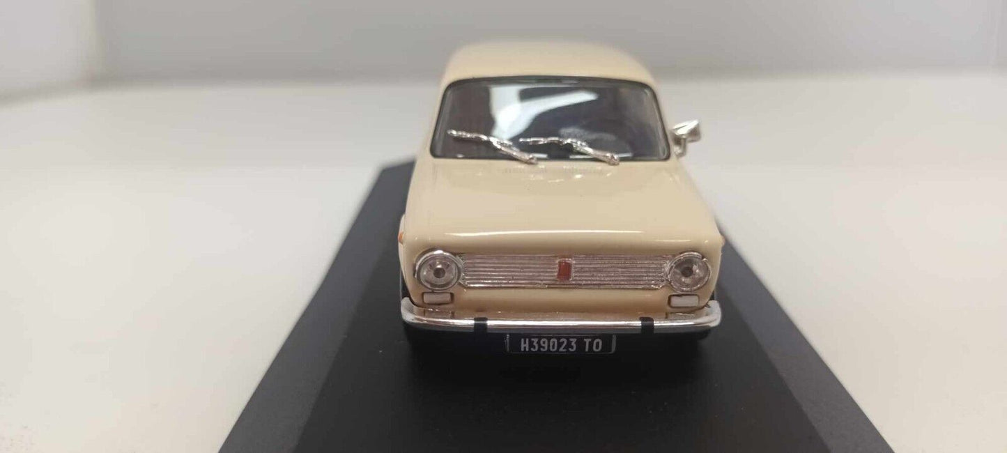 Fiat 124 L Berlina 1968 Beige Edicola 1:43 Usato + Teca Die Cast