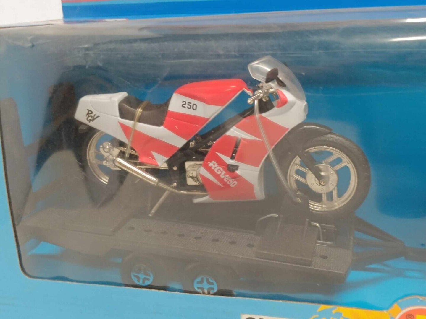 Iveco Daily Formula 1 MPV Teams Series 1:25 Rare Jaditoys 1:25  Nuovo Vintage