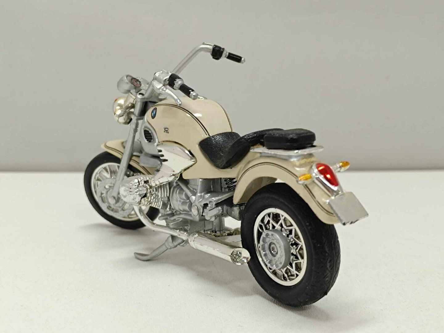 BMW R1200c 1997 - Maisto 1:18 Usato no box