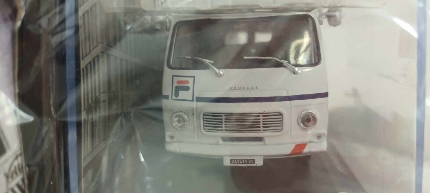 Peugeot J7 - FILA 1975 1:43 Edicola Veicoli Pubblicitari Epoca + Fascicolo