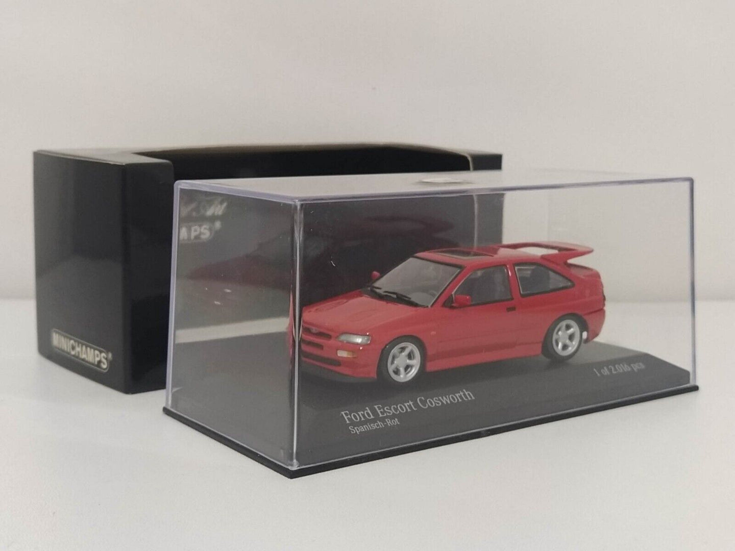 Ford Escort Cosworth - Minichamps 1:43 GM Shop