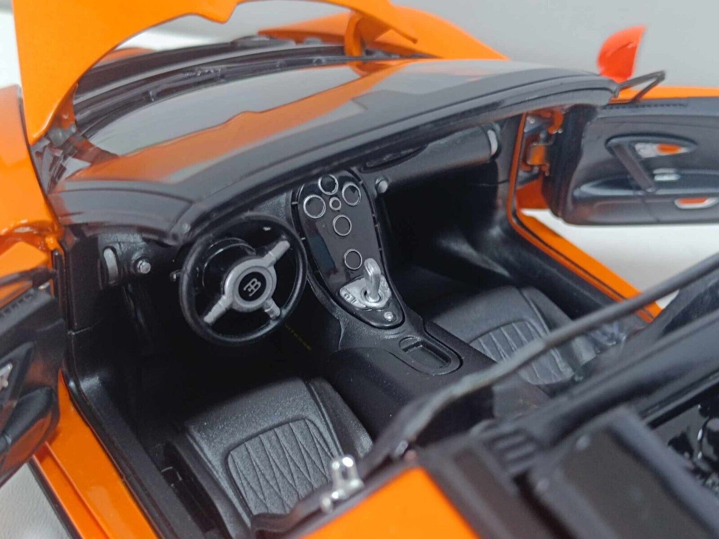 Bugatti Veyron 16.4 Grand Sport Vitesse Arancione Orange Rastar 1:18 Nuovo 1/18
