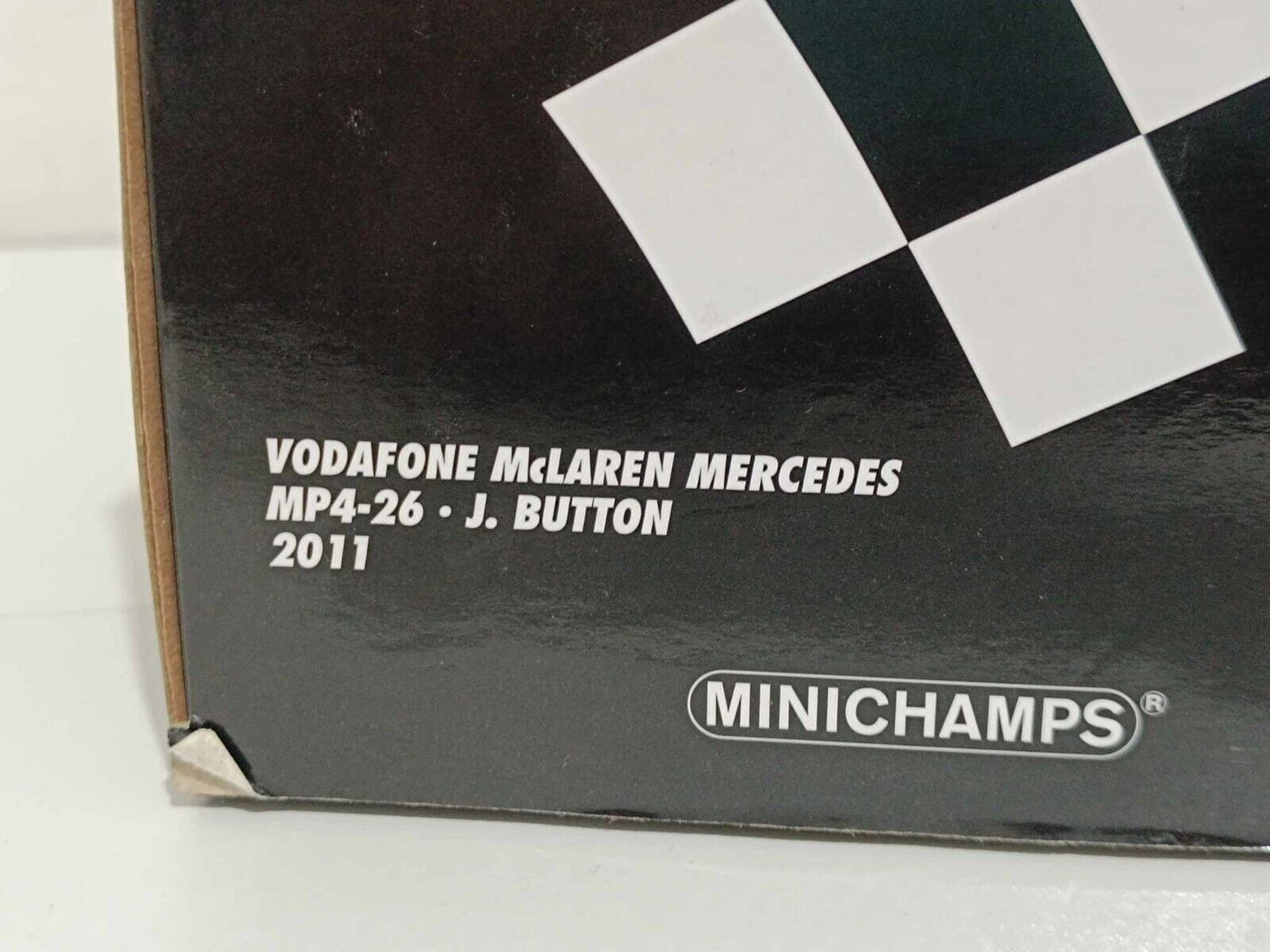 McLaren Mercedes Mp4-26 Vodafone J.Button (2011) - Minichamps 1:18 GM Shop