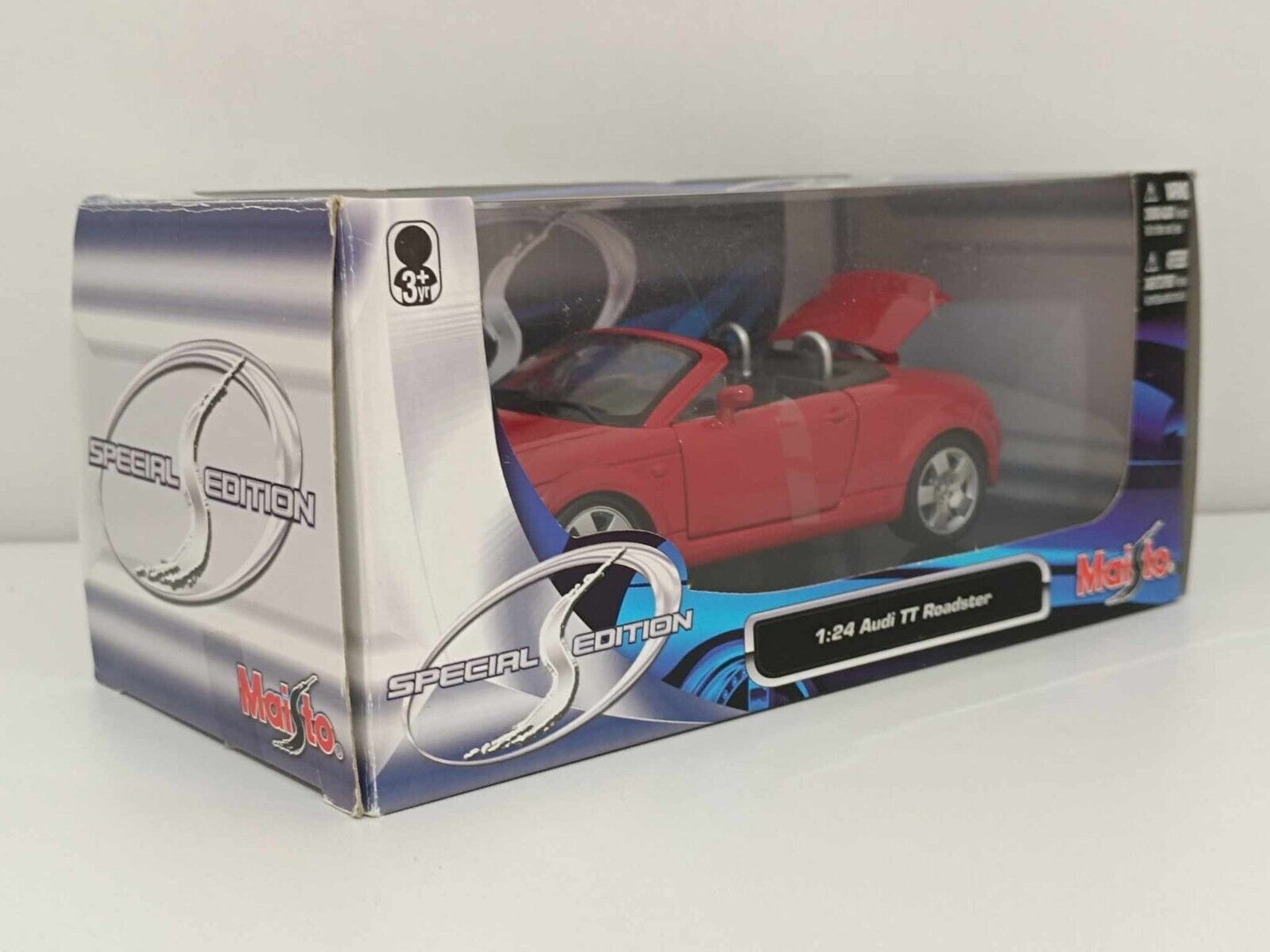 Audi TT Roadster - Maisto 1:24 GM Shop
