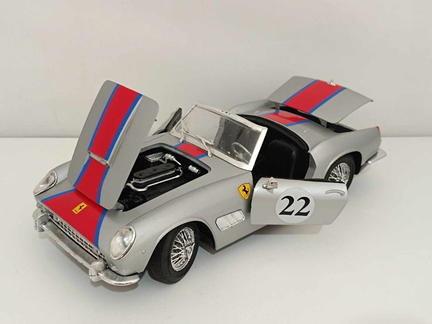 Ferrari 250 California #22 - Polistil 1:16 GM Shop