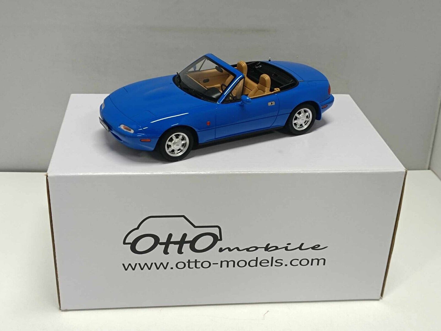 Mazda MX-5 NA Blue 1990 - Ottomobile 1:18 Usato + Box Limited Edition