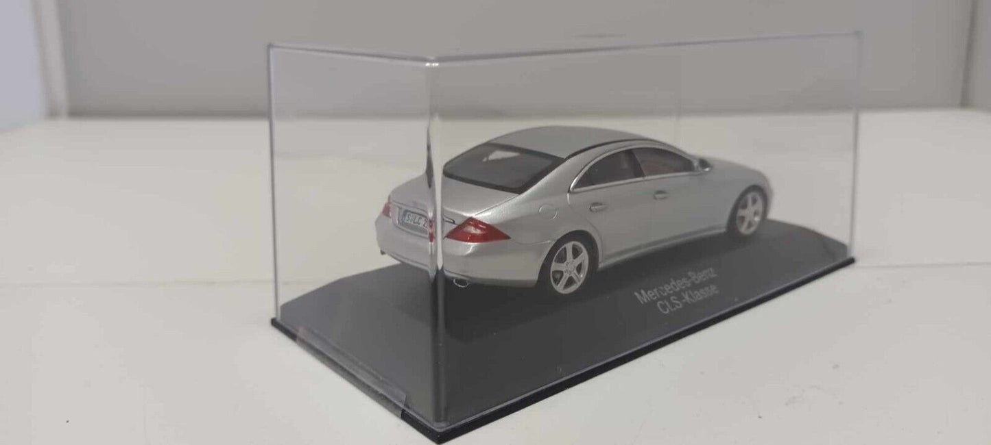 Mercedes-Benz CLS-Class Classe CLS Minichamps 1:43 Silver Usato + Teca