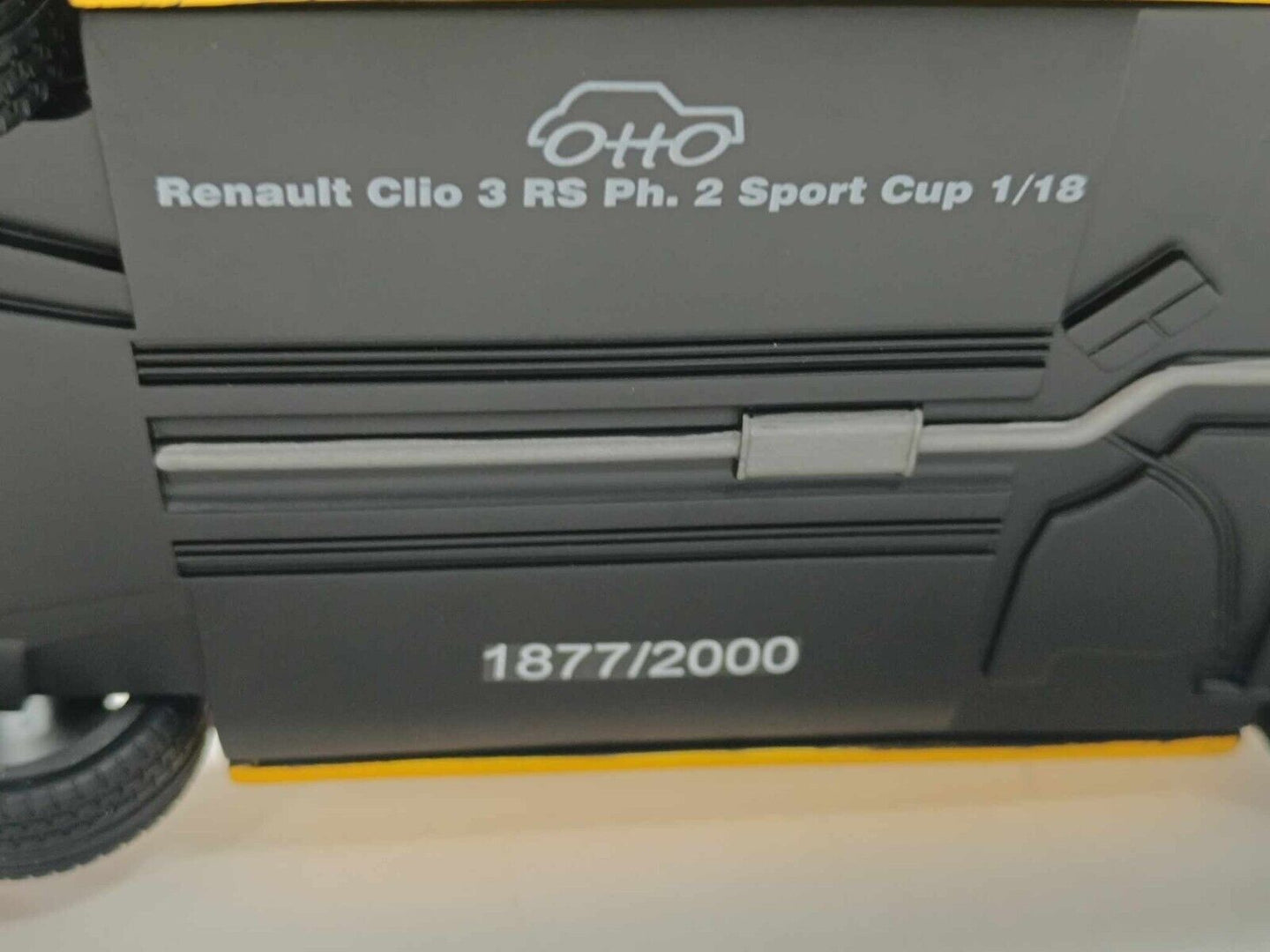 Renault Clio 3 RS ph.2 Sport Cup yellow 2010 Ottomobile 1:18 Nuovo Limited