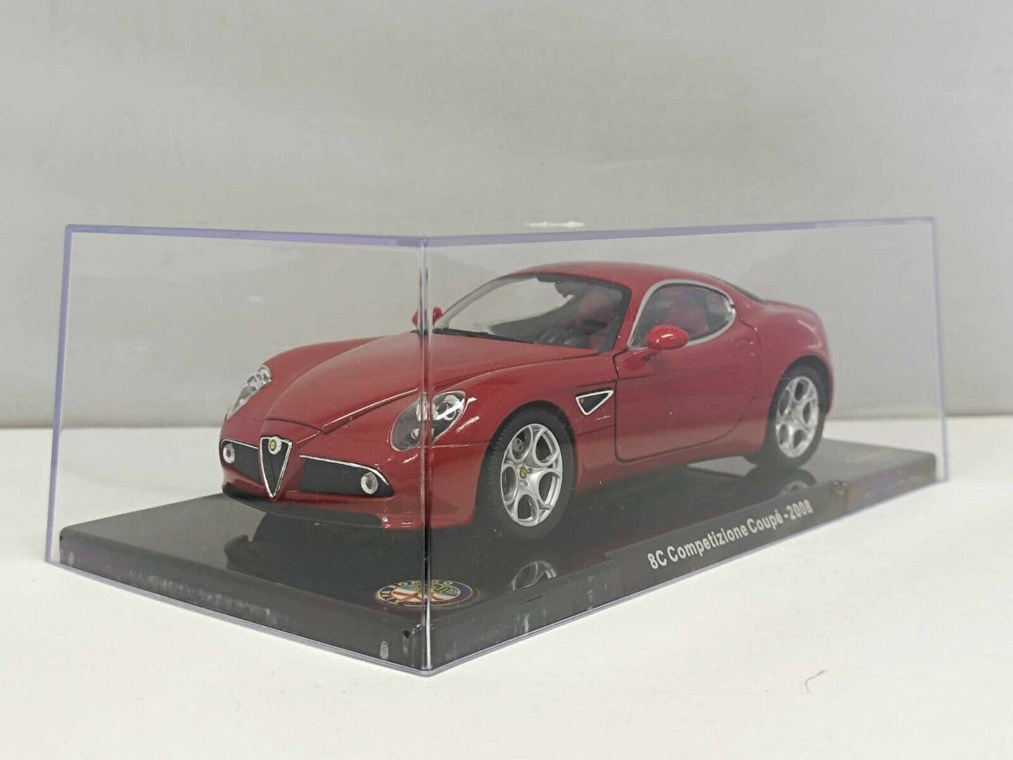 Alfa Romeo 8c Competizione Coupé 2008 Edicola Centenario 1:24 Usato + Teca