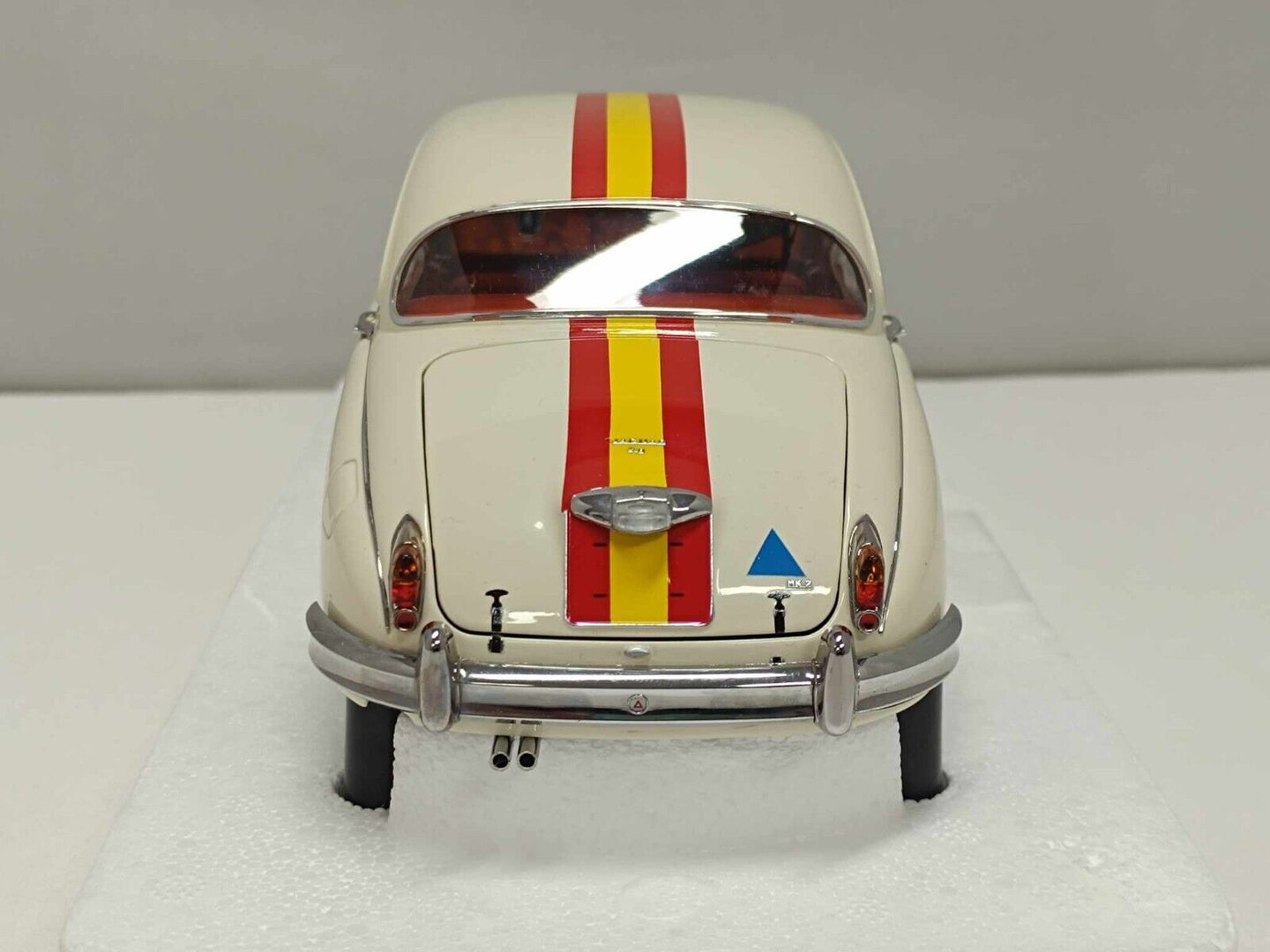 Jaguar Mark 2 3.8 Bob Jane 1962 #1 - Model-Icons 1:18 Limited Edition 2000 pezzi