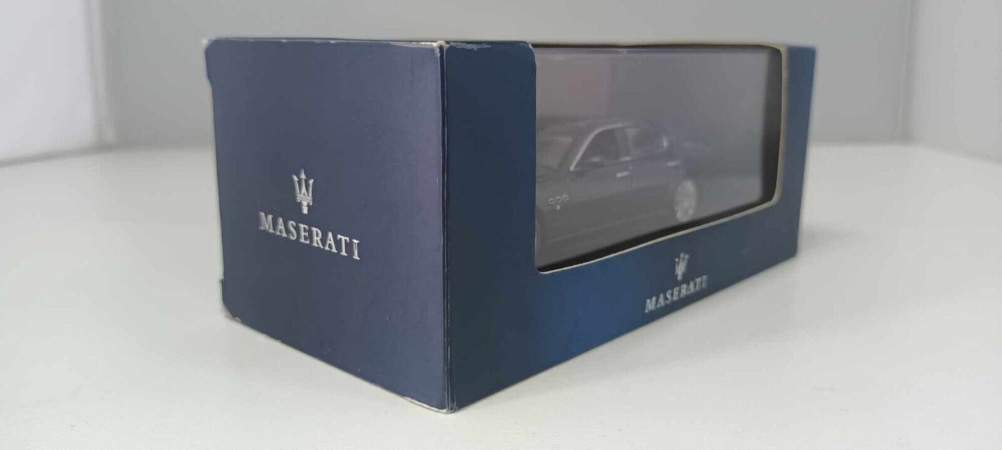 Maserati Quattroporte Maserati Official Ixo Models 1/43 Blu Usato + Teca + Box