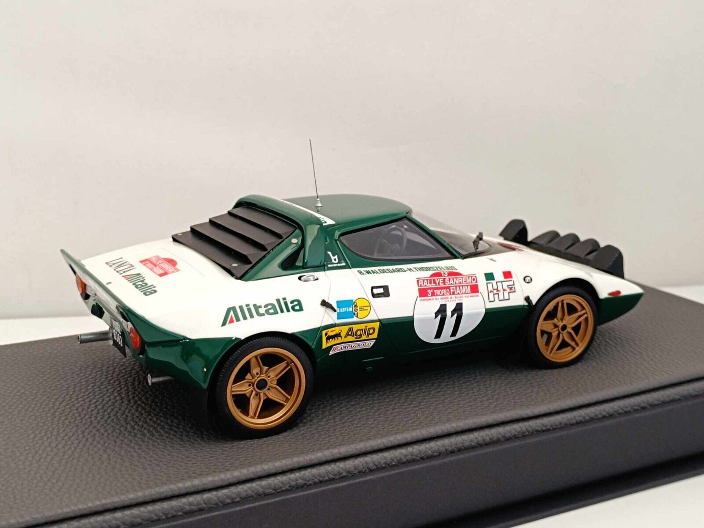 Lancia Stratos HF Rally Sanremo (1975) #11 - Top Marques 1:18 GM Shop