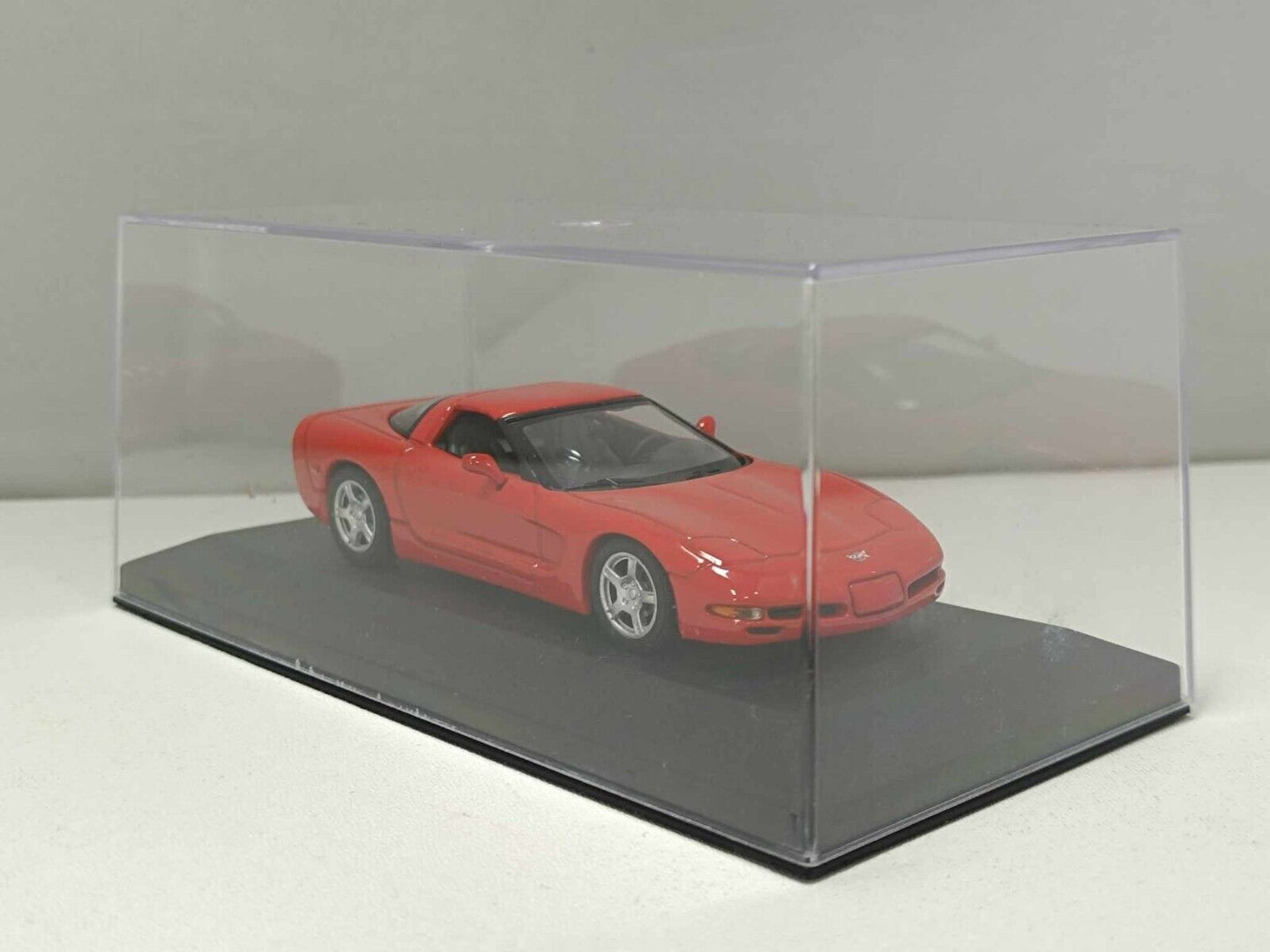Chevrolet Corvette 1997 Red Rosso - Minichamps 1:43 Usato + Teca