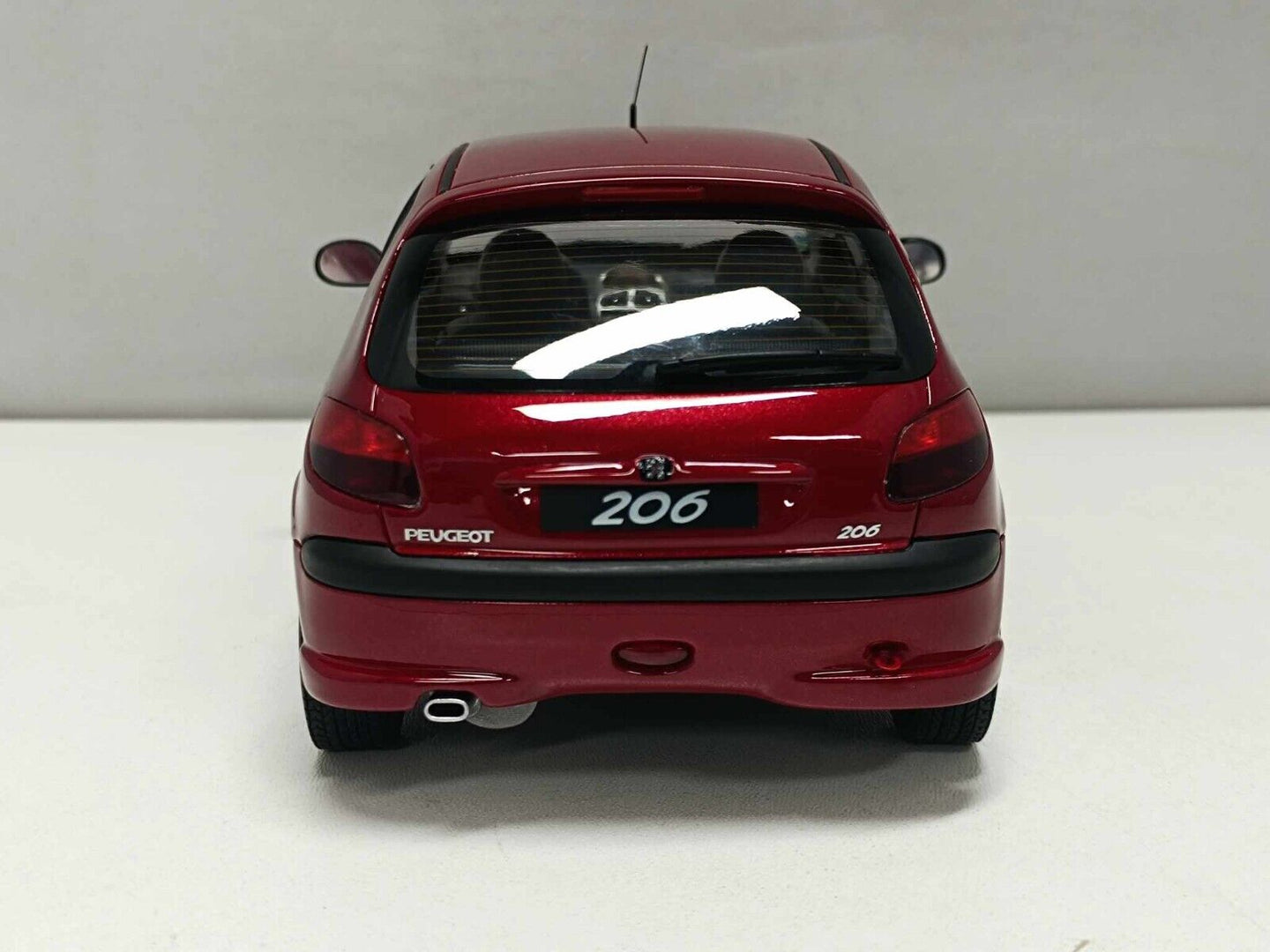 Peugeot 206 S16 Red 2003 - Ottomobile 1:18 Nuovo Limited Edition