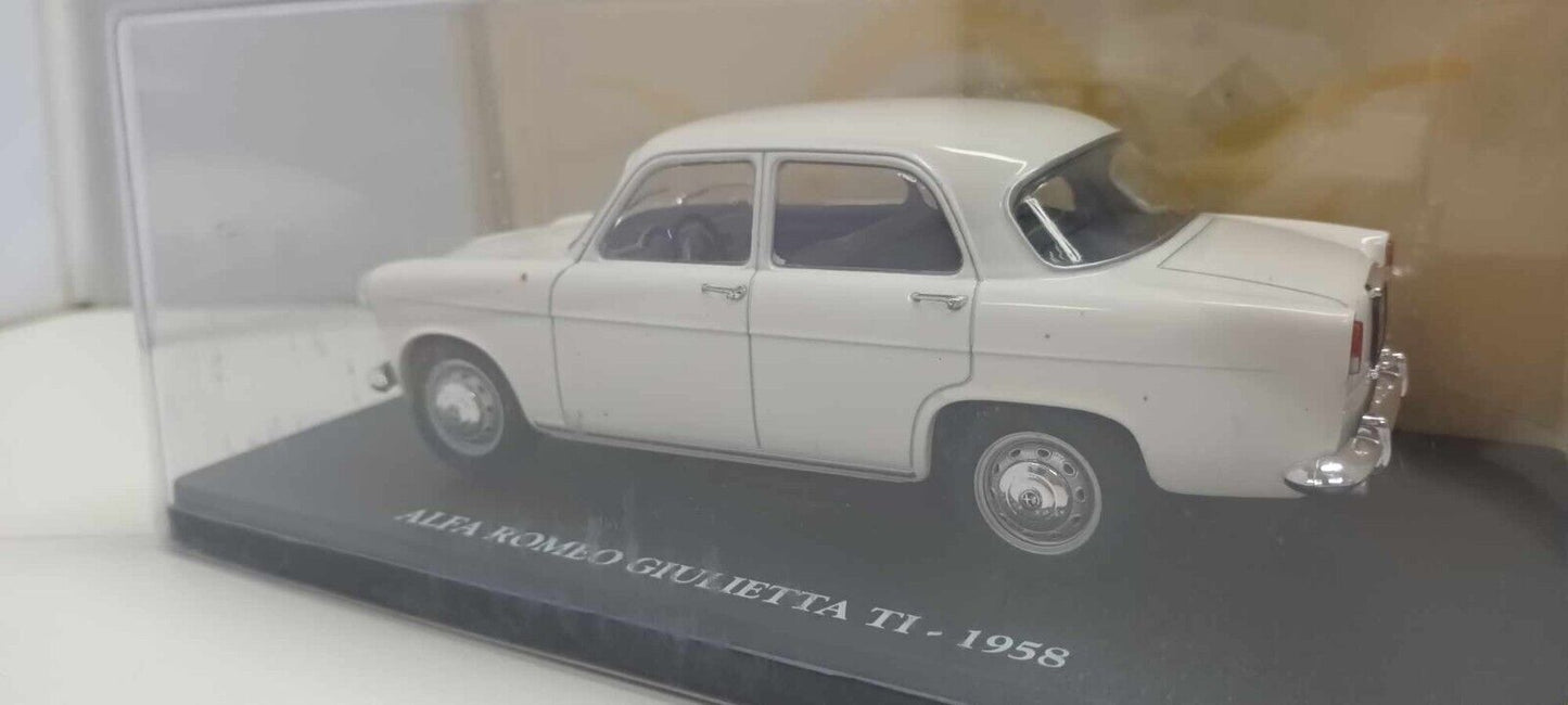 Alfa Romeo Giulietta TI 1958 Auto Vintage Europe Collection 1:24 Usato + Teca