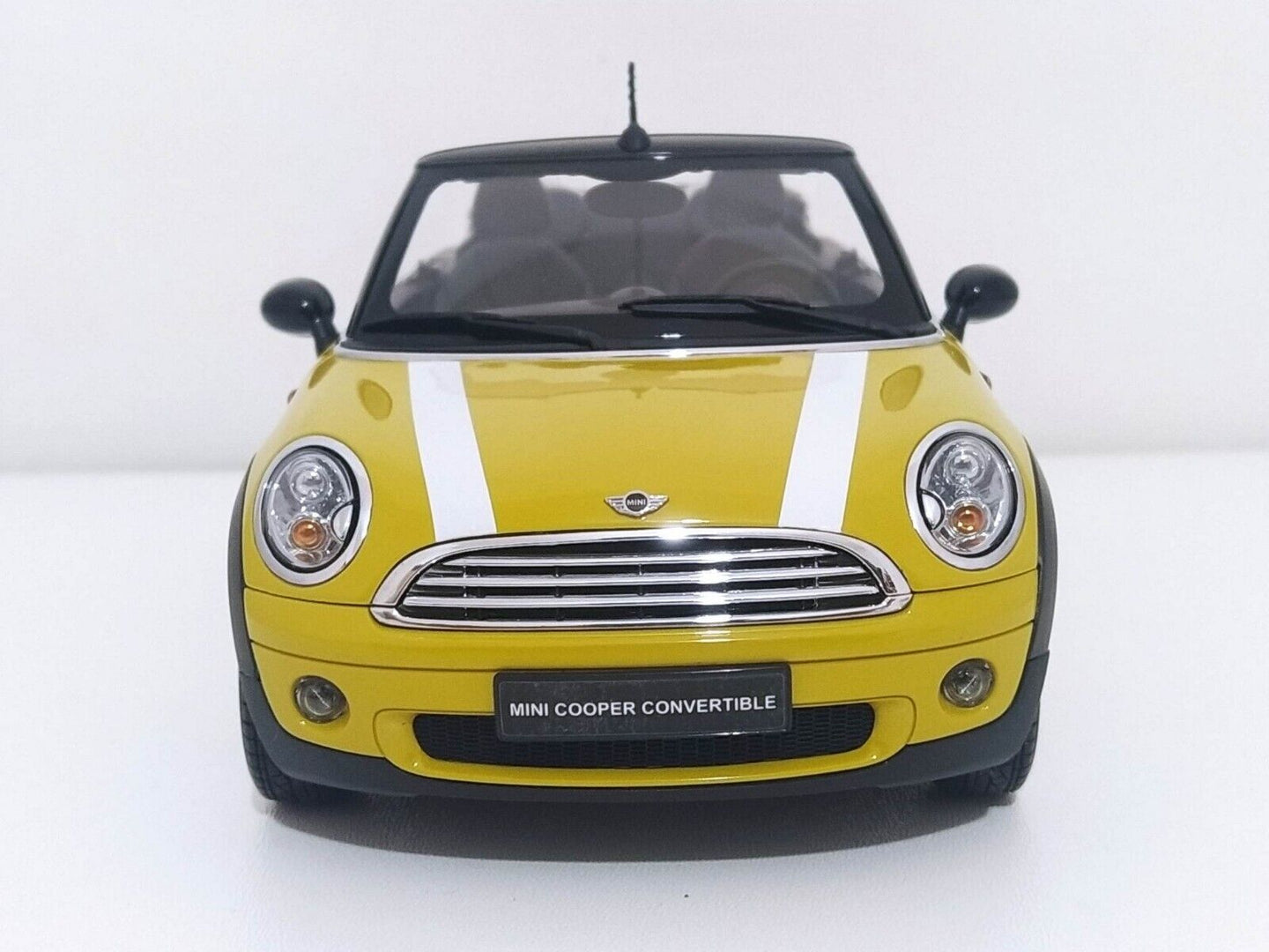 Mini Cooper Convertible 2009 - Kyosho 1:18 GM Shop