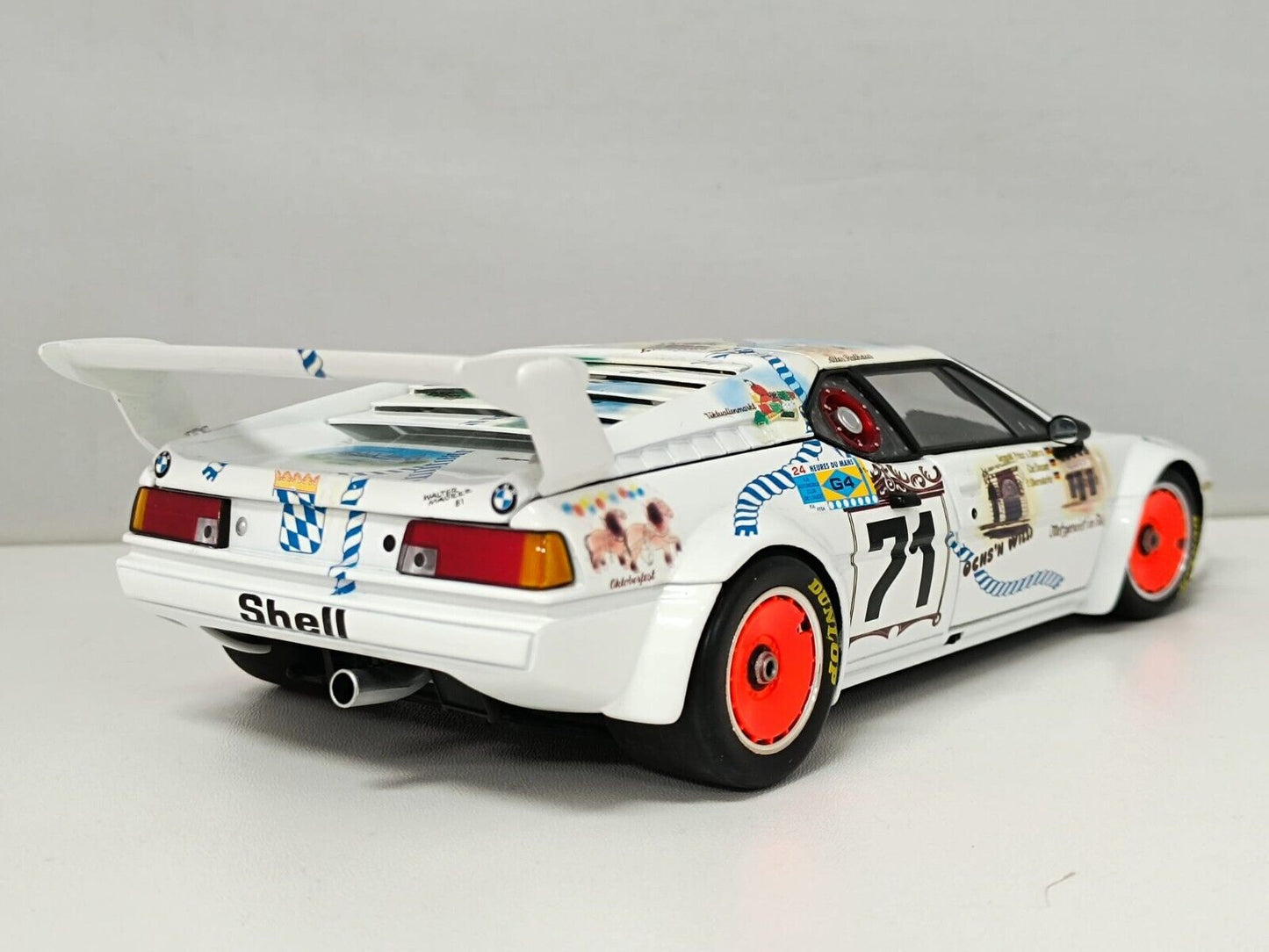 BMW M1 V. Bayern / Oberndorfer / Danner #71 Le Mans 1981 Minichamps 1:18 Usato