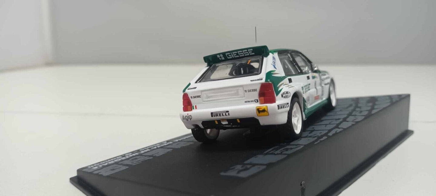 Lancia Delta HF Integrale Il Ciocchetto 1993 Fiorio - Rancati Edicola 1:43 Usato
