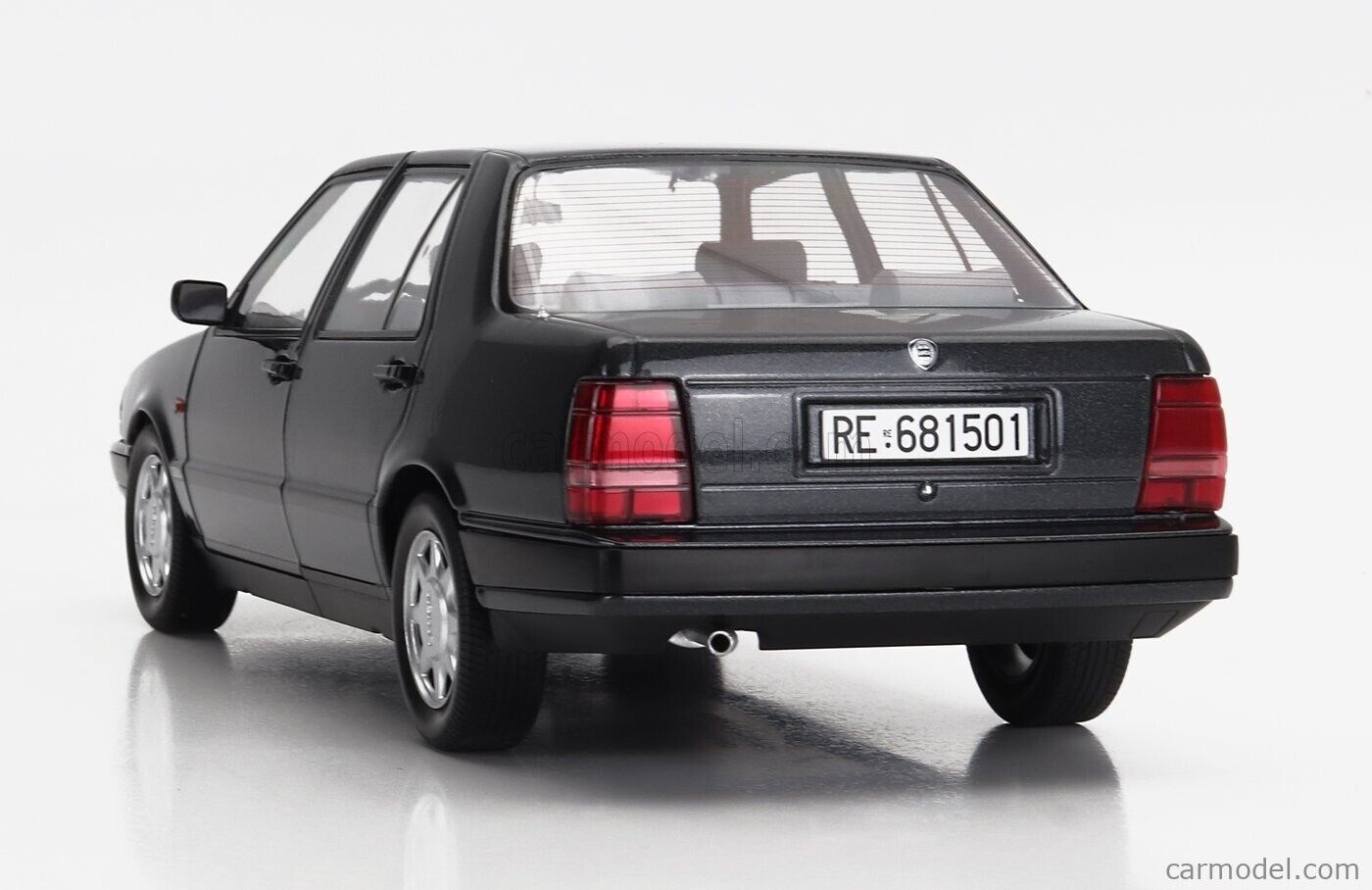 Lancia Thema Turbo 16V LX 1991 Nero Black Met Mitica 1:18 Nuovo 1/18