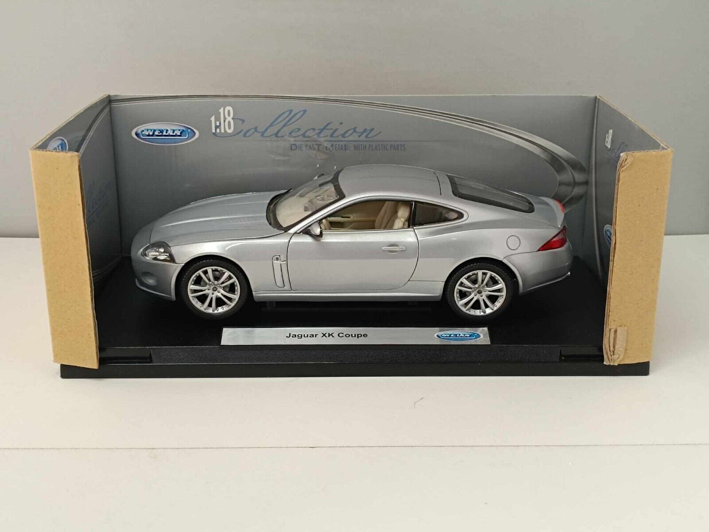 Jaguar XK Coupe 2006 Silver Welly 1/18 Usato Rara Very Rare Diecast GM Shop
