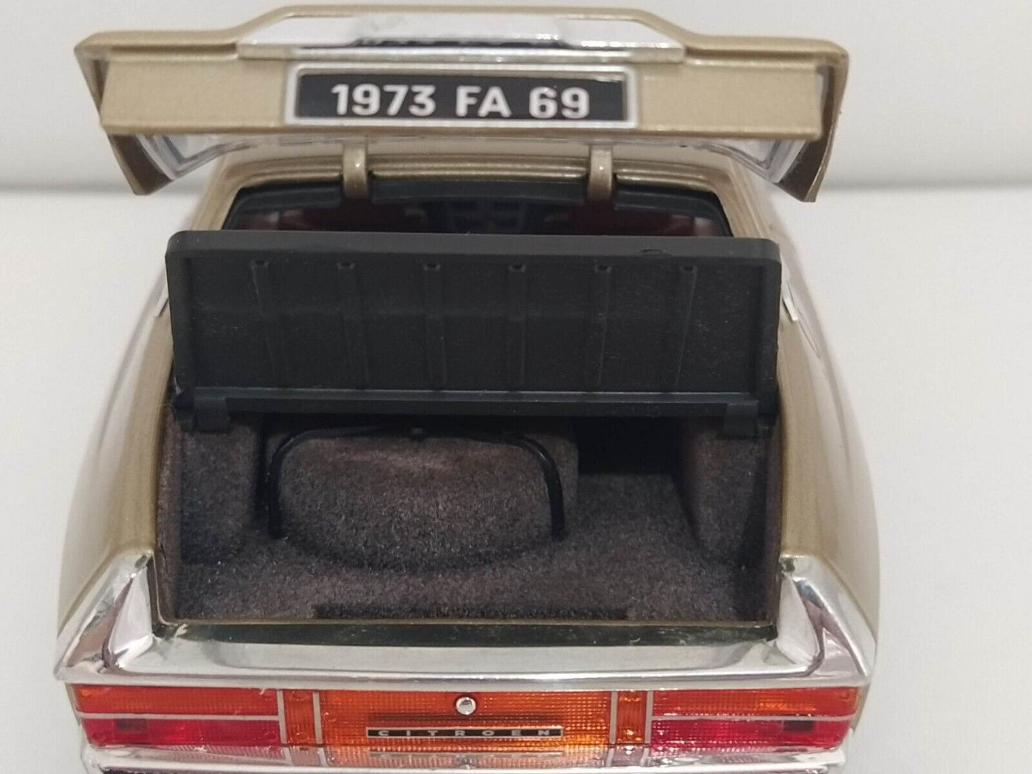 Citroen SM Norev 1/18 Gold Usato + Box GM Shop