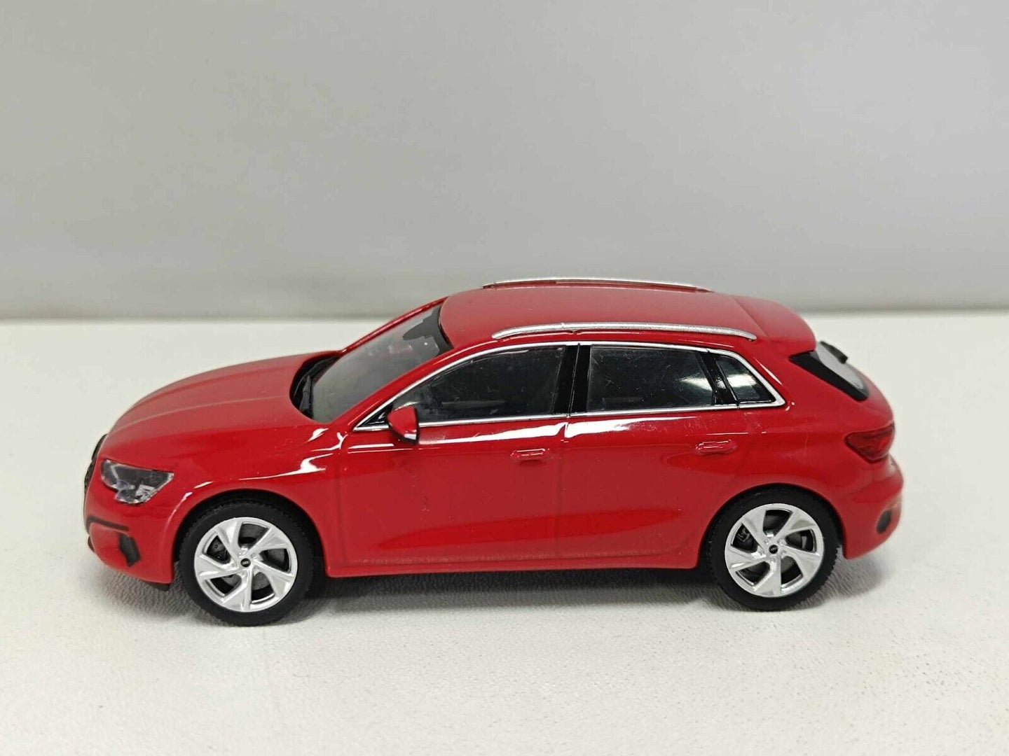Audi A3 Sportback 4th 2020 - I-Scale 1:43 Rosso Usato