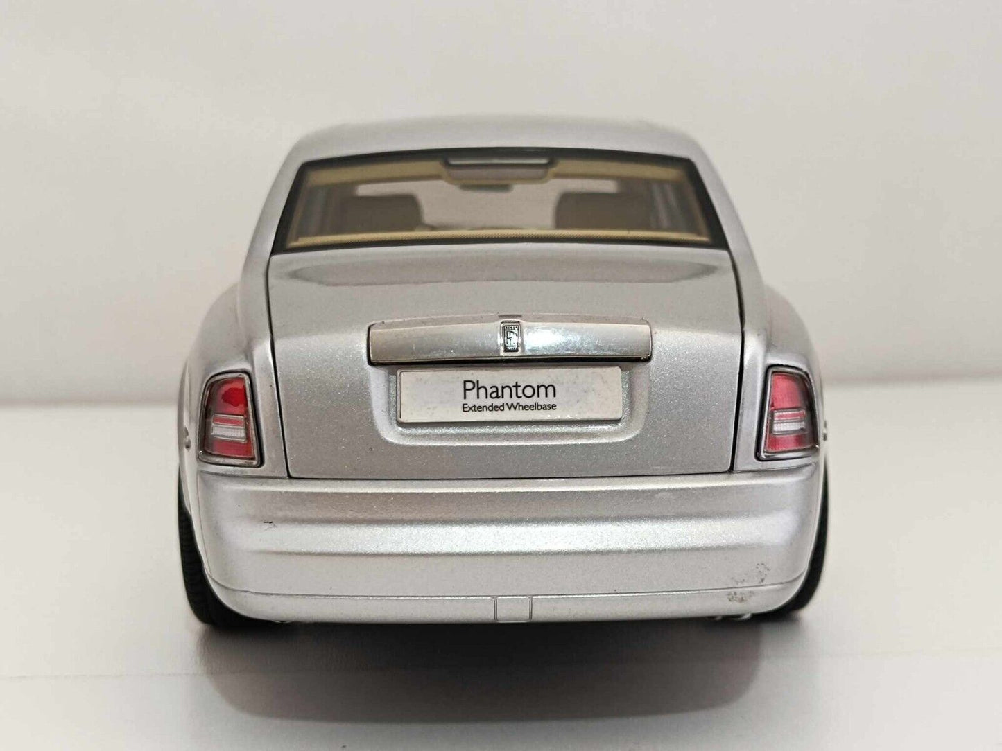 Rolls-Royce Phantom Extended Wheelbase (Very Rare) - Kyosho 1:18 GM Shop