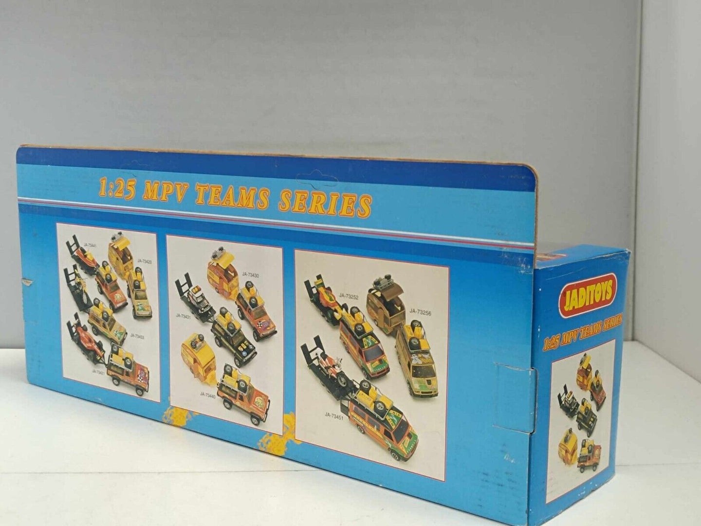Iveco Daily Formula 1 MPV Teams Series 1:25 Rare Jaditoys 1:25  Nuovo Vintage