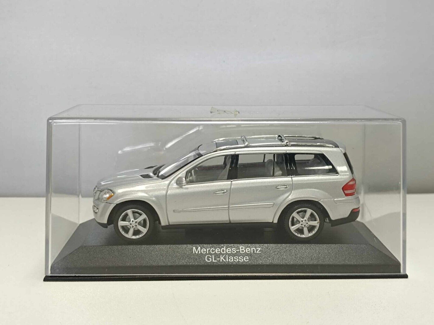 Mercedes-Benz Classe GL GL-Klasse Minichamps 1:43 Iridium Silver Usato GM Shop