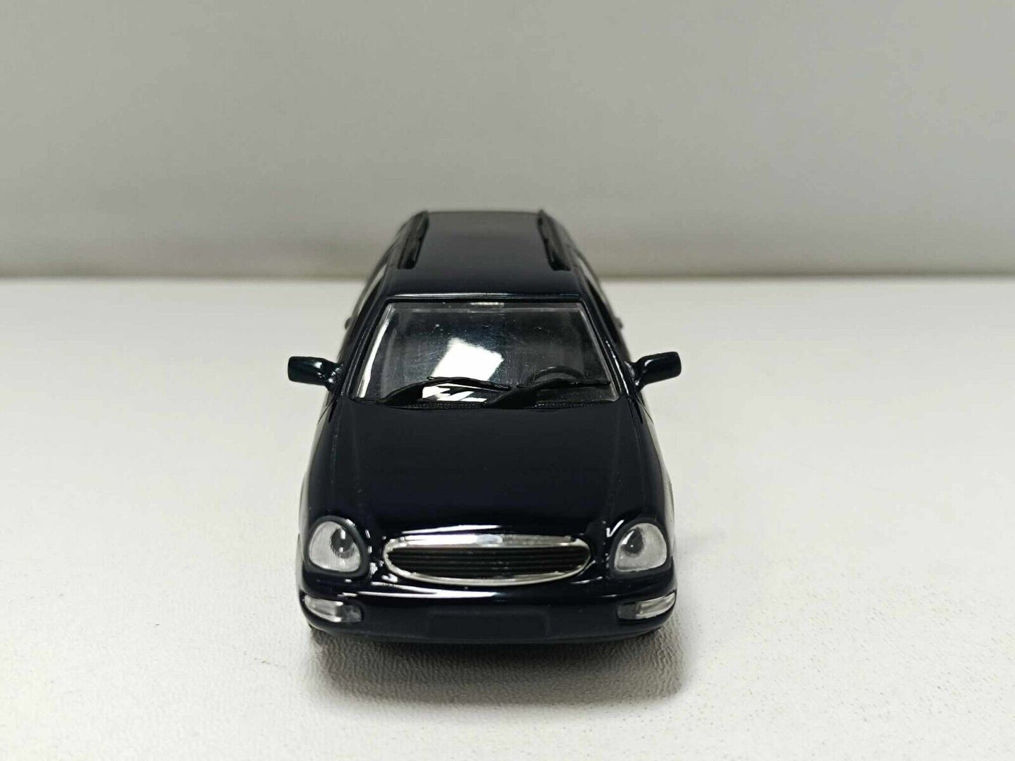 Ford Scorpio Break 1995 Blue Navy - Minichamps 1:43 + Teca