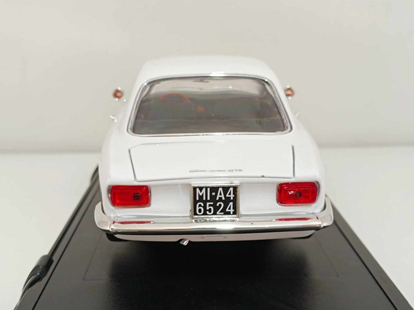 Alfa Romeo Giulia Sprint GTA 1965 - Road Signature 1:18 Very Rare Bianco GM Shop