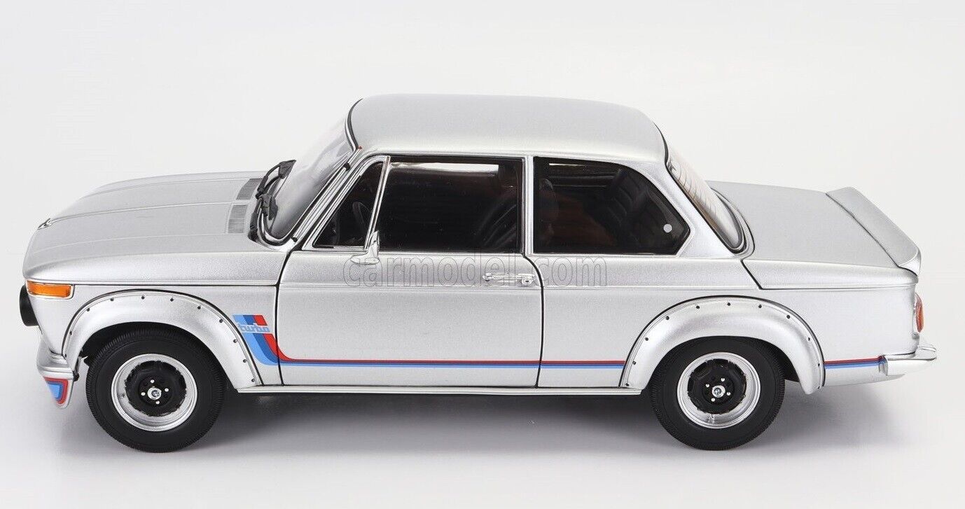 BMW 2002 Turbo 1974 Silver Kyosho 1:18 Nuovo 08544S 1/18