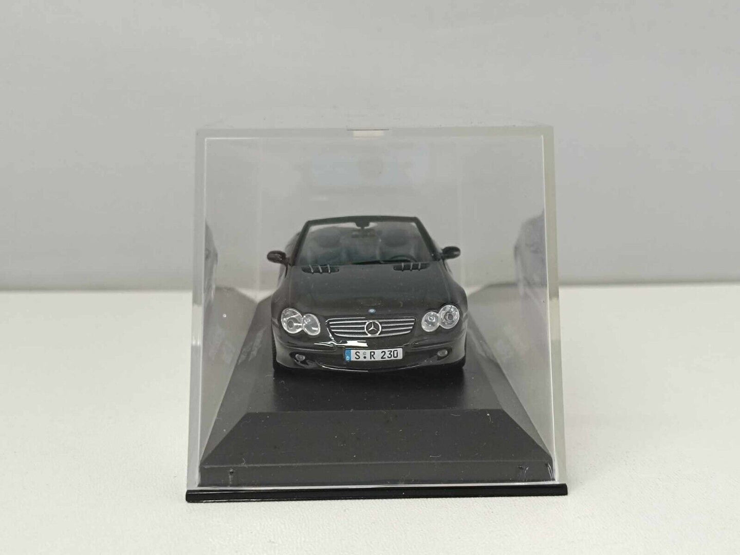Mercedes-Benz SL-Klasse 2001 Minichamps 1/43 Black Met Usato Dealers Edition