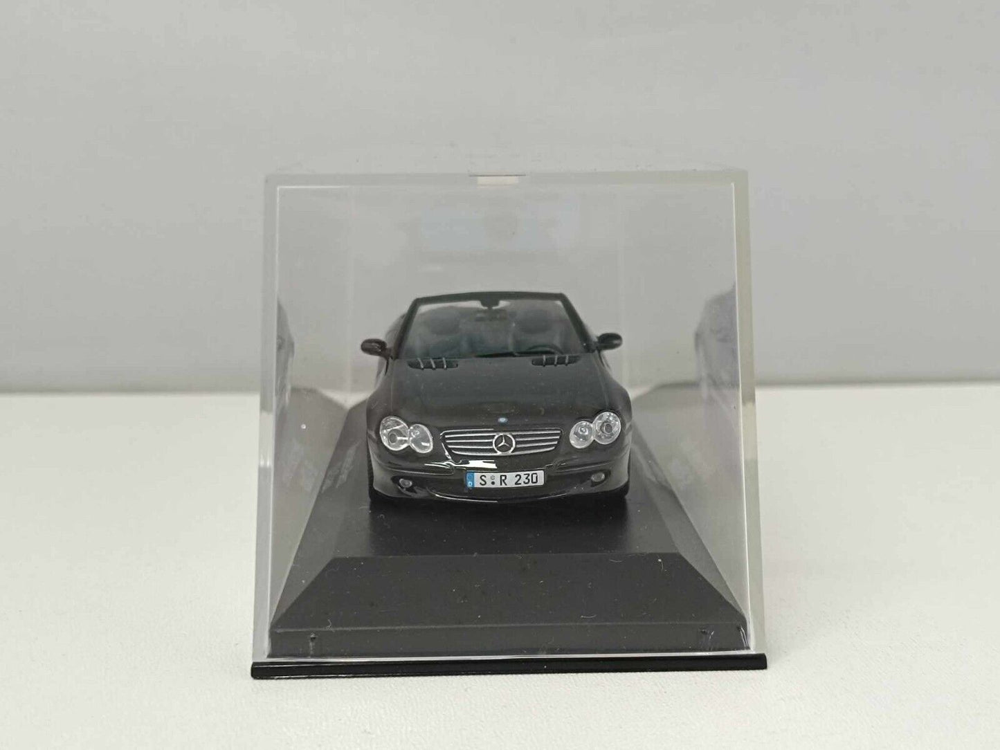 Mercedes-Benz SL-Klasse 2001 Minichamps 1/43 Black Met Usato Dealers Edition