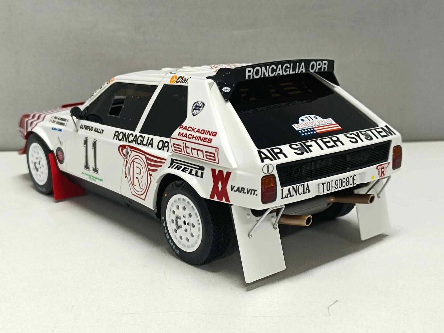 Lancia Delta S4 GR.B Olympus Rally 1986 - Ottomobile 1:18 Nuovo Limited
