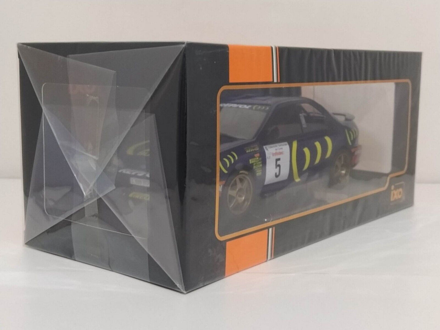 Subaru Impreza 555 n5 Winner Rally Catalunya 1995 - IXO 1:18 GM Shop