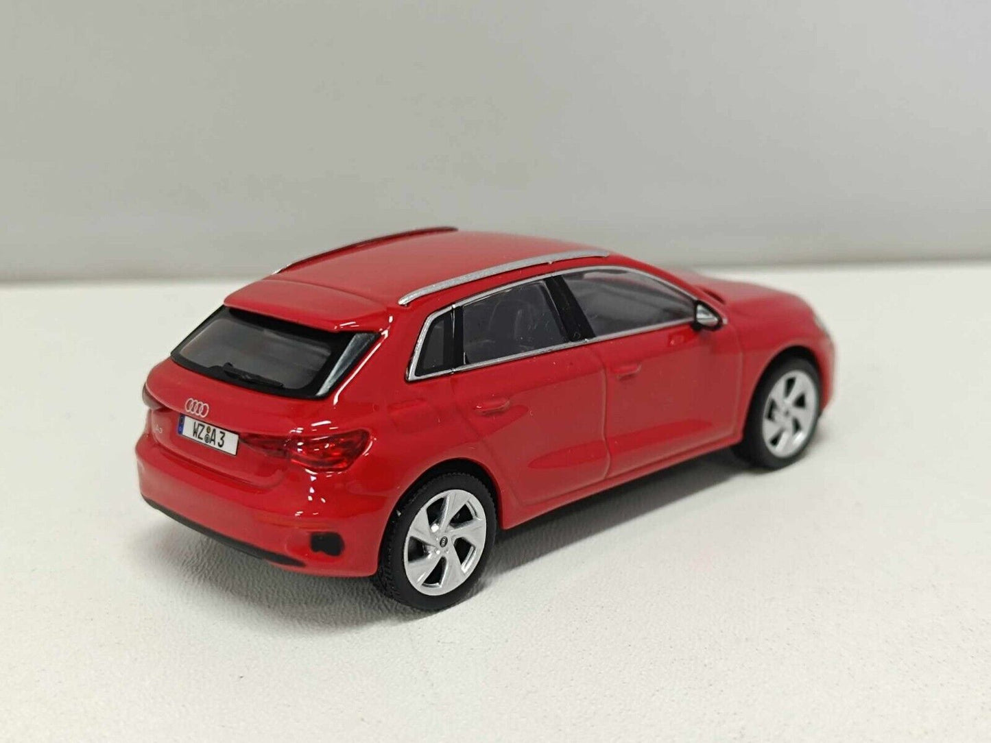 Audi A3 Sportback 4th 2020 - I-Scale 1:43 Rosso Usato